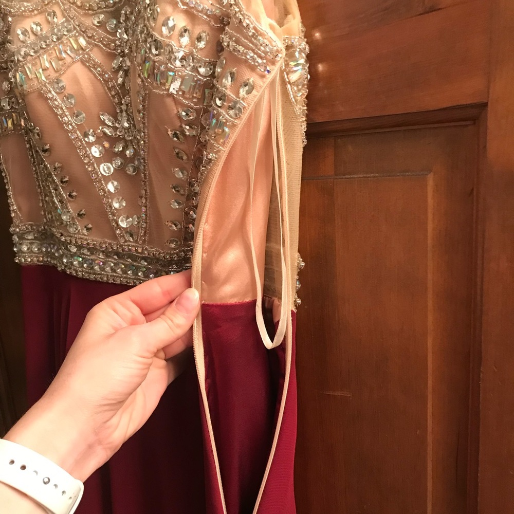 Nox Sparkly Floor Length Gown - Picture 10 of 11
